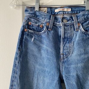 Levi’s Wedgie Straight Jeans